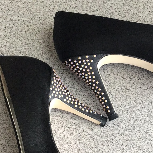 Platform Heels - Picture 7 of 9